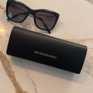 Burberry Sunglasses BE4207 Black